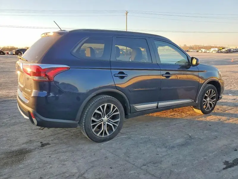 2016 MITSUBISHI OUTLANDER SE  