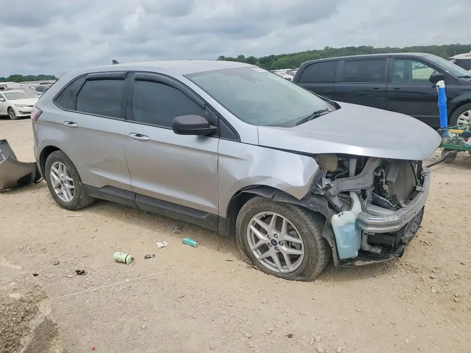 2021 FORD EDGE SE  