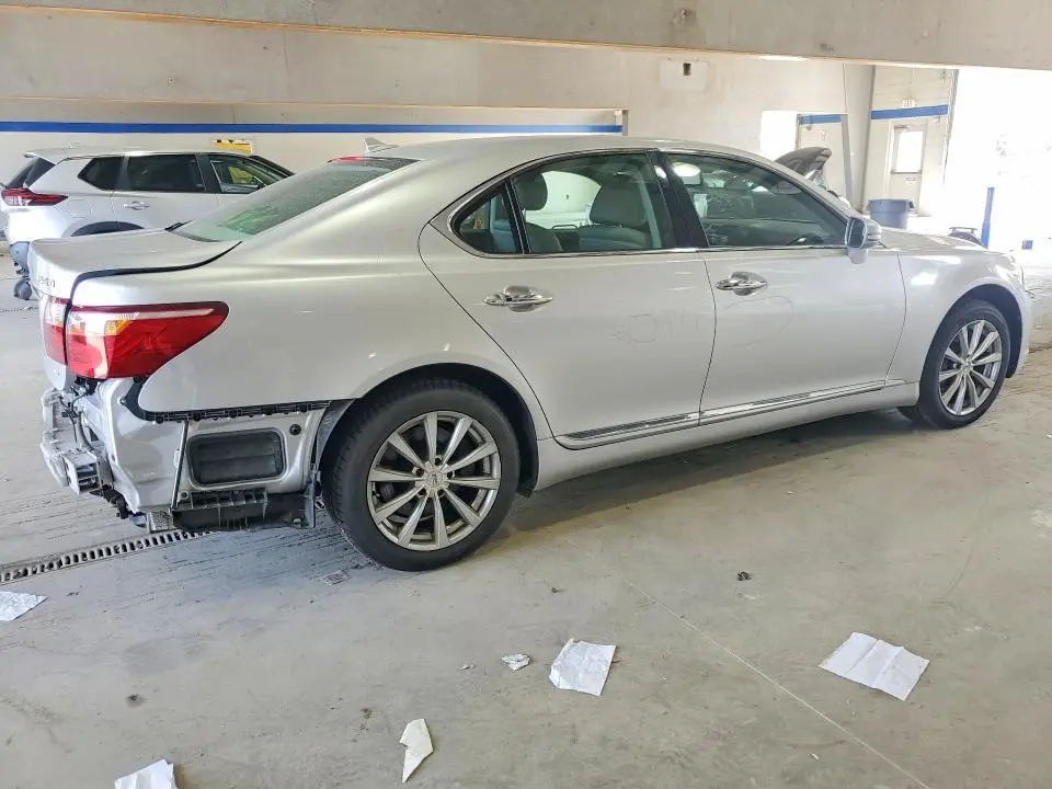 2011 LEXUS LS 460  