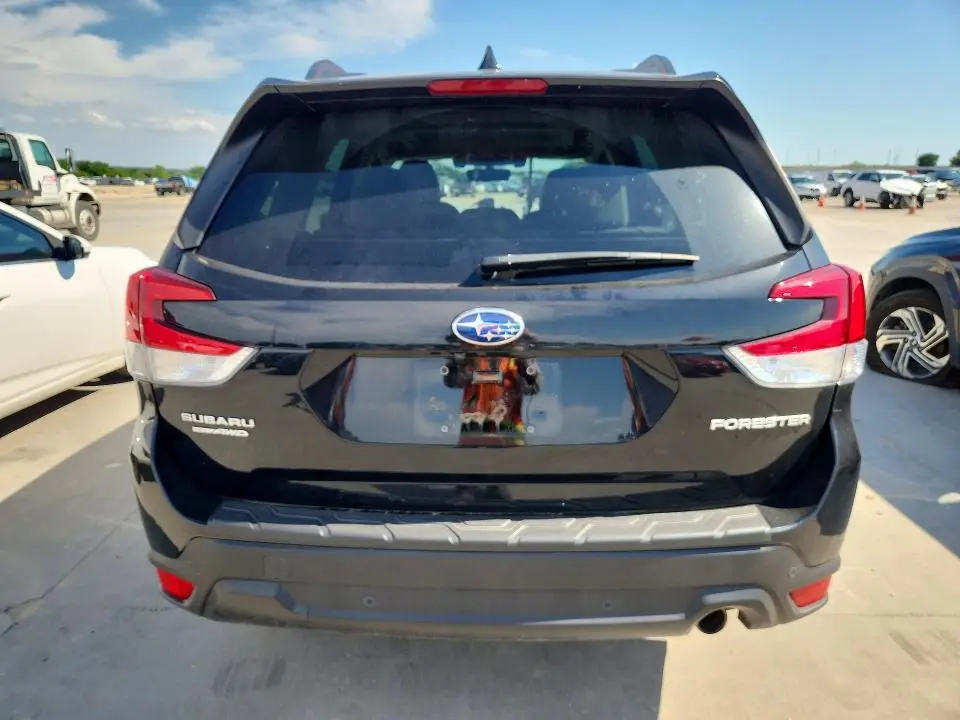 2021 SUBARU FORESTER LIMITED  