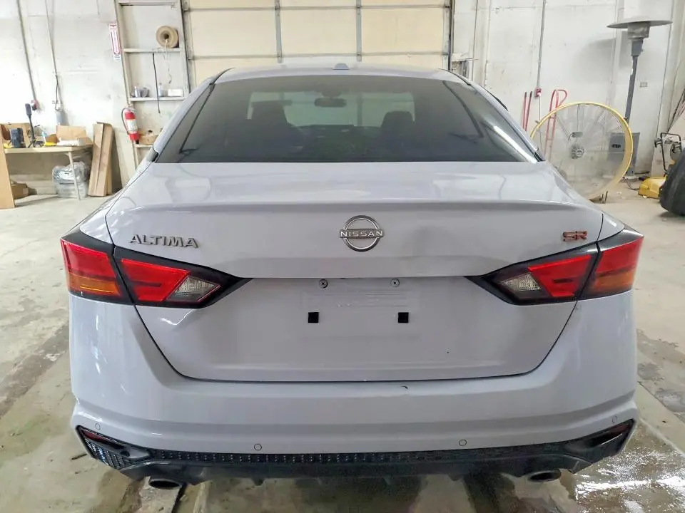 2025 NISSAN ALTIMA SR  