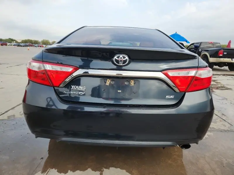 2015 TOYOTA CAMRY LE  