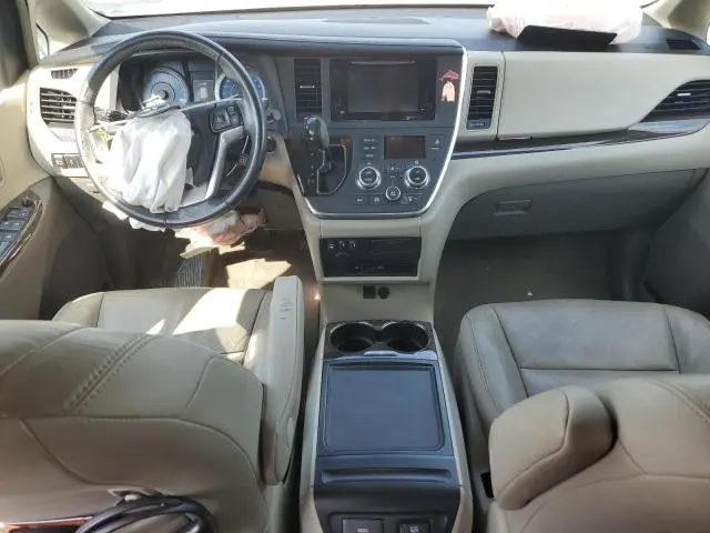 2015 TOYOTA SIENNA XLE