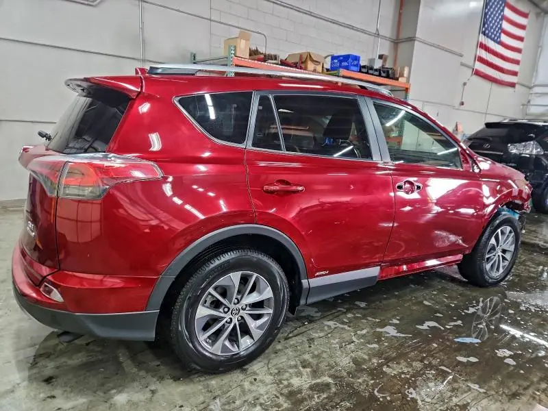 2018 TOYOTA RAV4 HV LE  