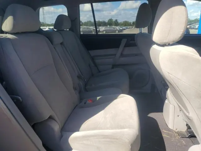 2011 TOYOTA HIGHLANDER BASE  