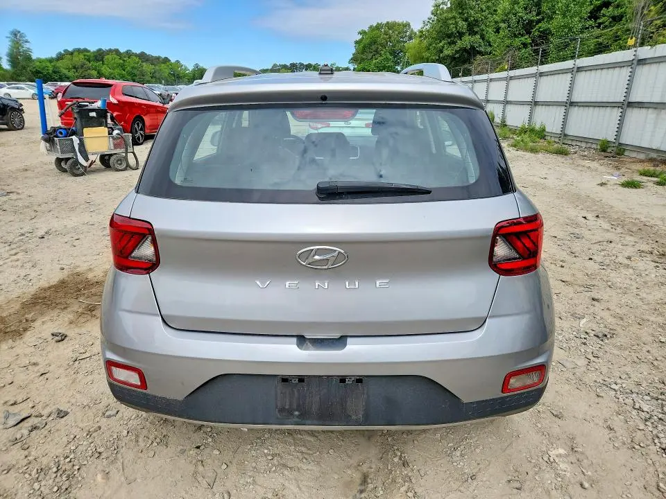 2023 HYUNDAI VENUE SEL  