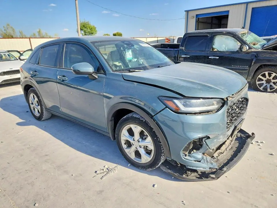 2023 HONDA HR-V LX  