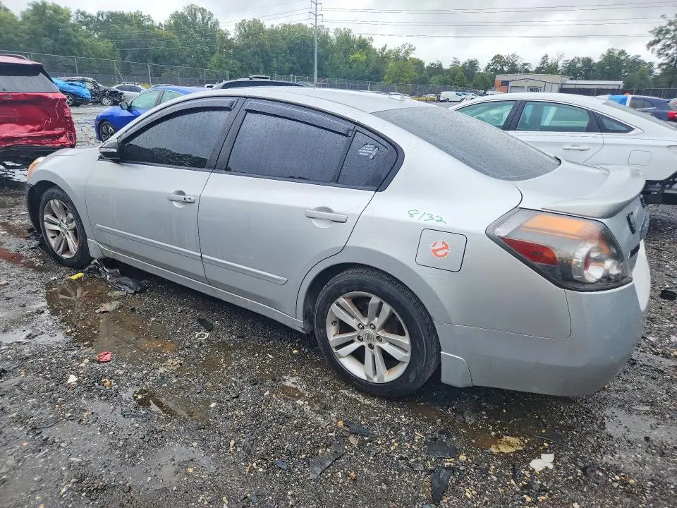2010 NISSAN ALTIMA SR  