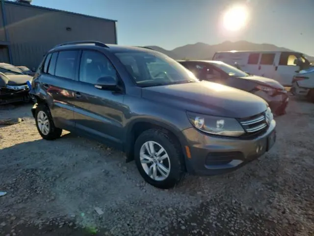 2016 VOLKSWAGEN TIGUAN S  