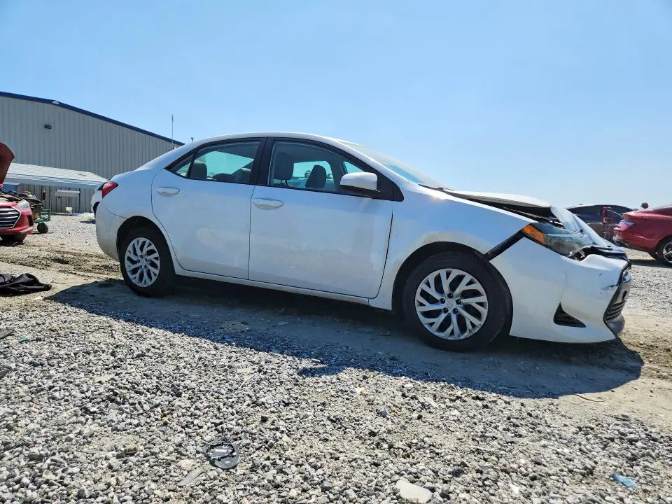 2018 TOYOTA COROLLA LE  