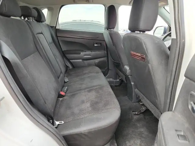 2013 MITSUBISHI OUTLANDER SPORT LE