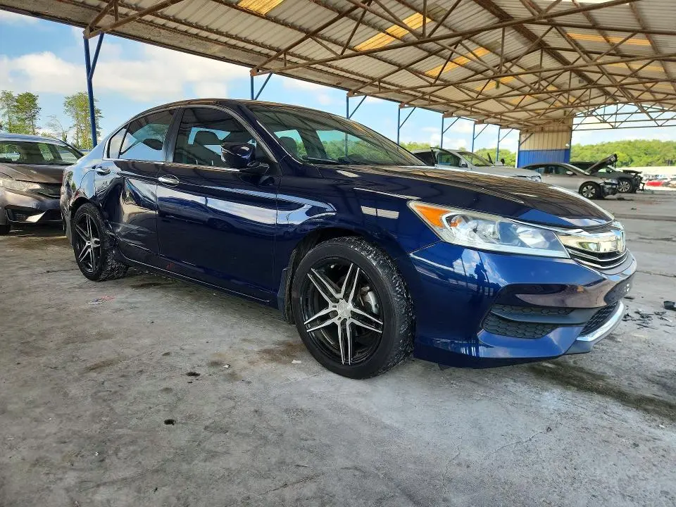 2017 HONDA ACCORD LX  