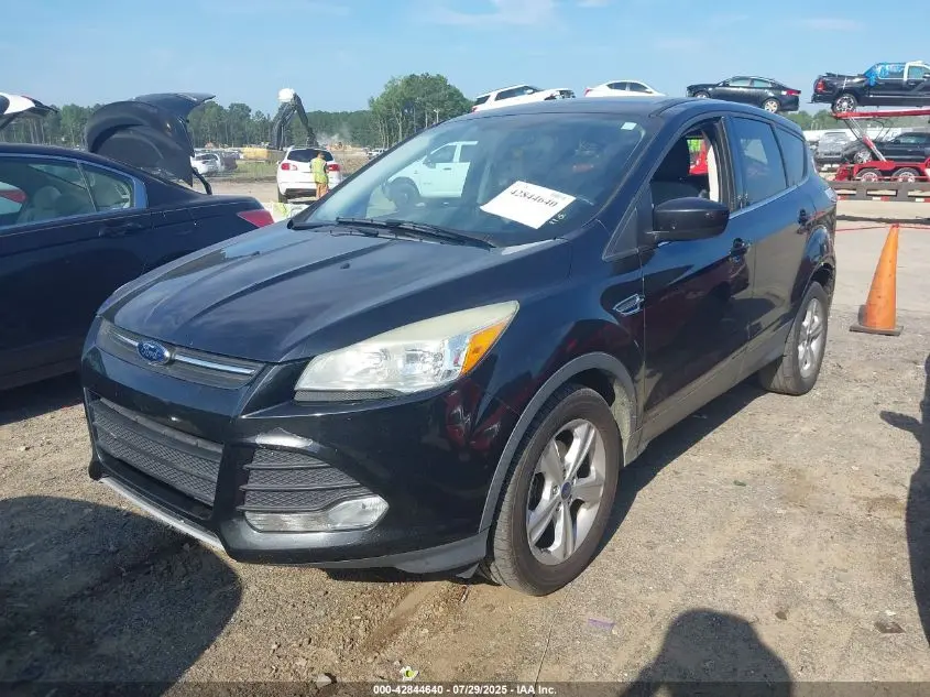 2015 FORD ESCAPE SE