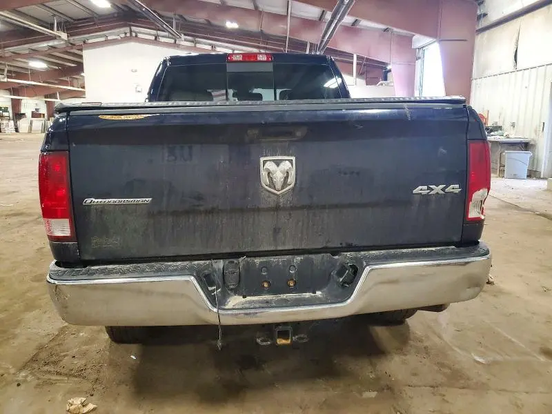 2018 RAM 1500 SLT  