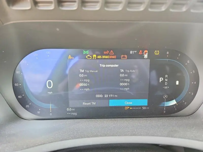 2025 VOLVO XC90 CORE  
