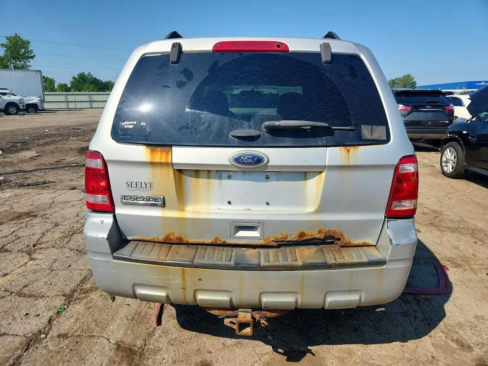 2012 FORD ESCAPE XLT  