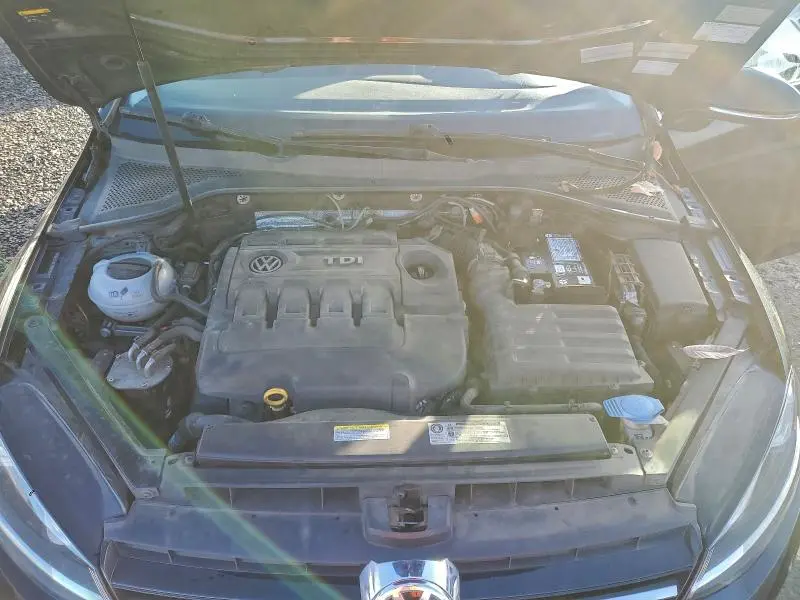 2015 VOLKSWAGEN GOLF TDI  