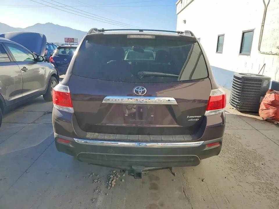 2012 TOYOTA HIGHLANDER LIMITED  
