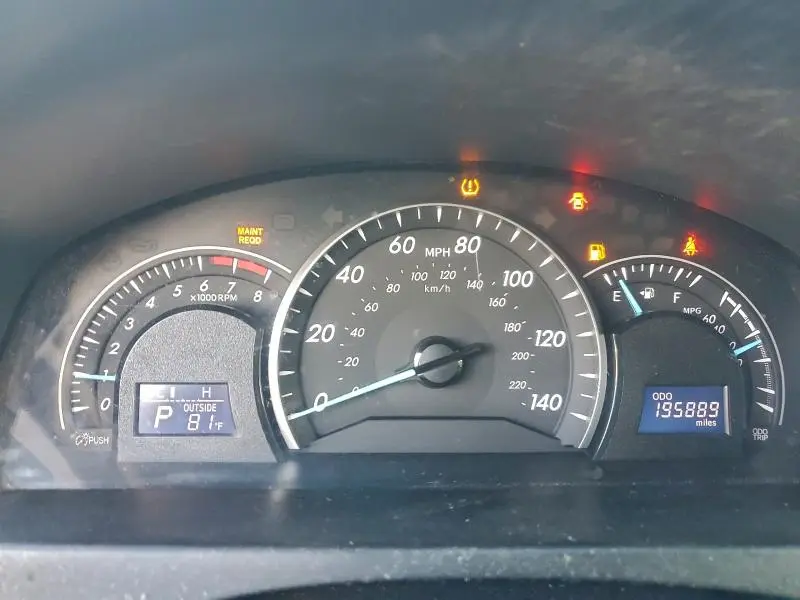 2012 TOYOTA CAMRY BASE  