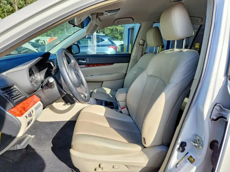 2011 SUBARU OUTBACK 3.6R LIMITED  