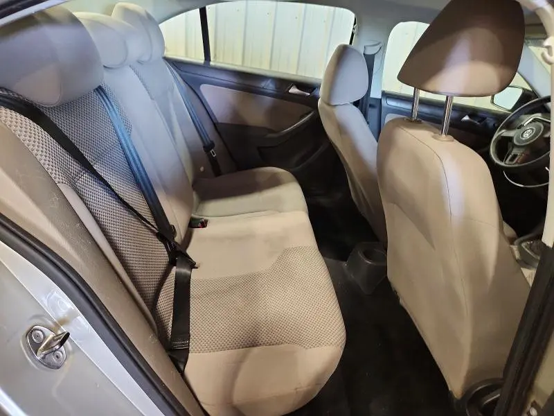 2012 VOLKSWAGEN JETTA BASE  