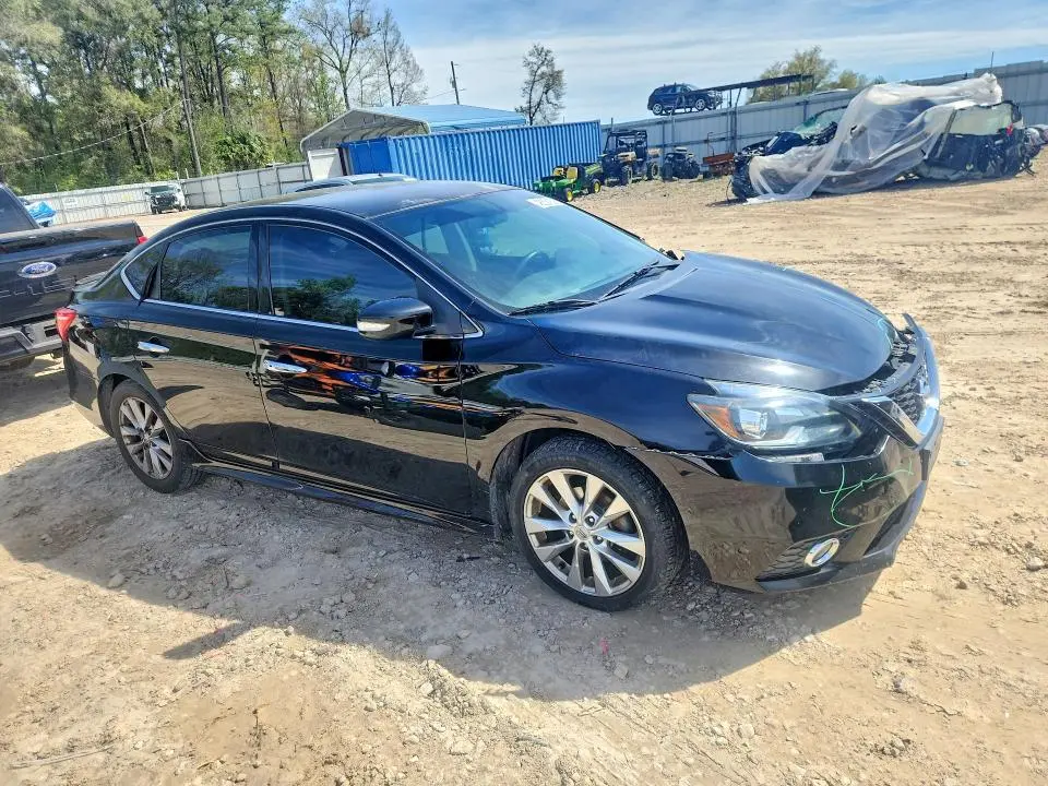 2017 NISSAN SENTRA SR  
