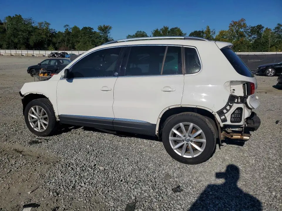 2017 VOLKSWAGEN TIGUAN WOLFSBURG  