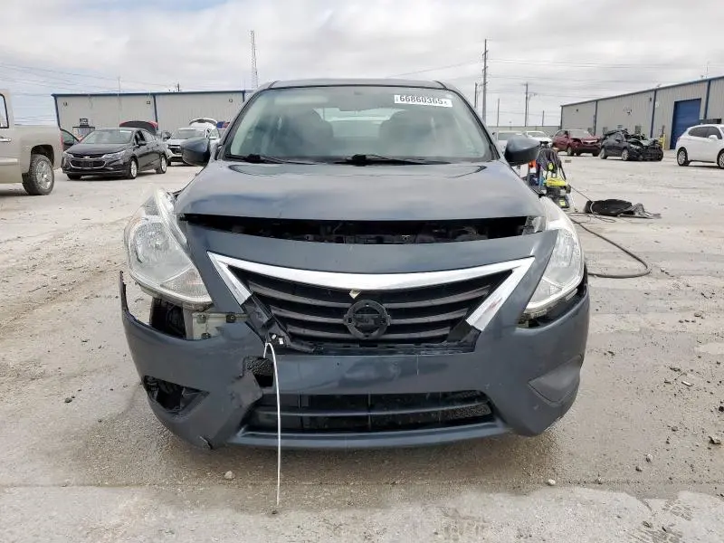 2017 NISSAN VERSA S  