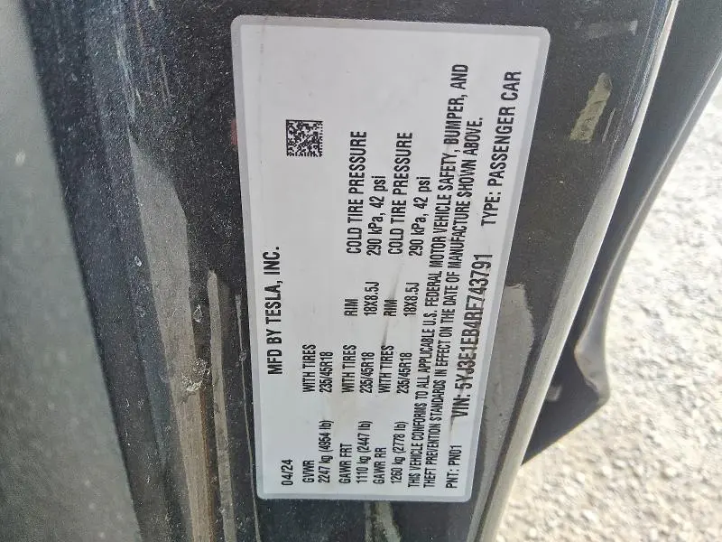 2024 TESLA MODEL 3   