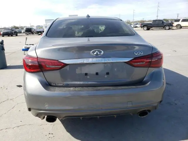 2018 INFINITI Q50 LUXE