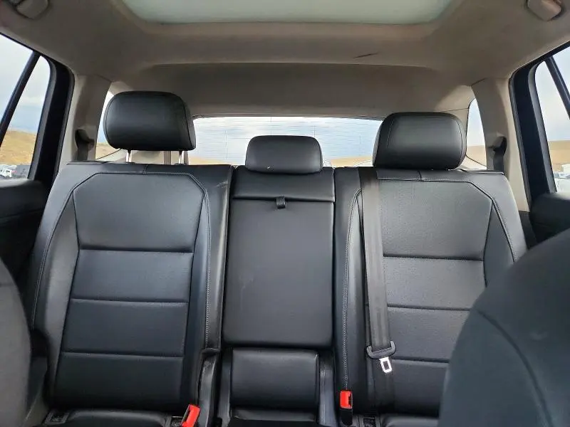 2020 VOLKSWAGEN TIGUAN SE  
