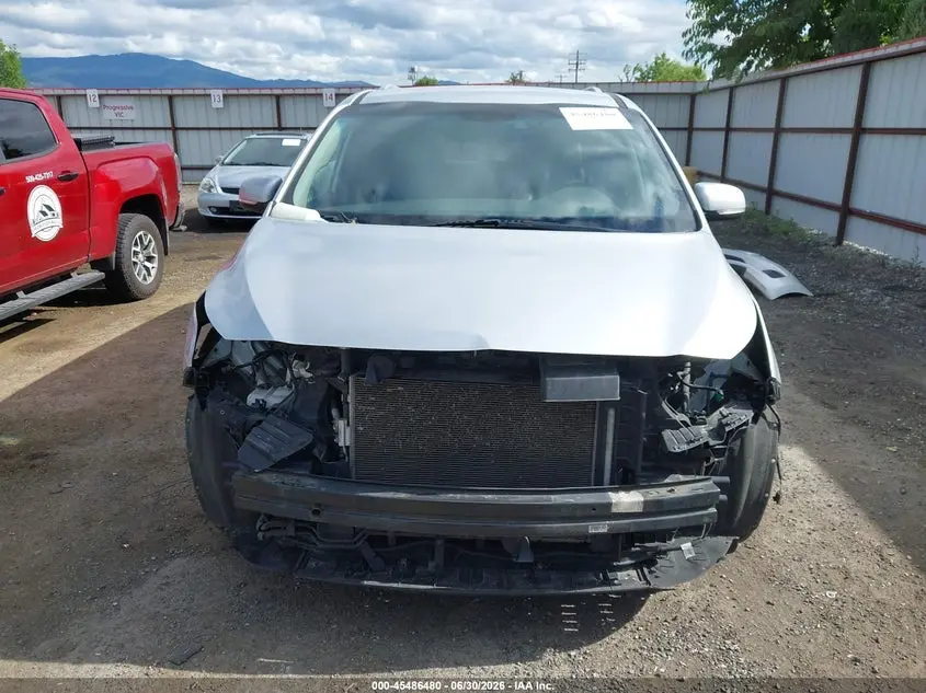 2018 KIA SEDONA LX