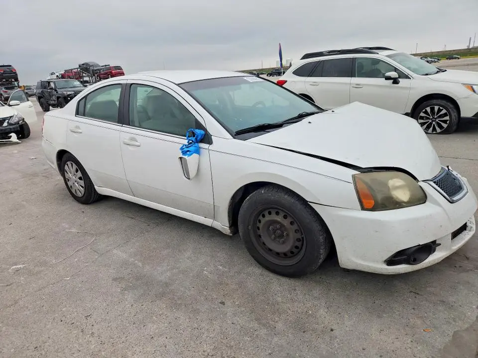 2011 MITSUBISHI GALANT   