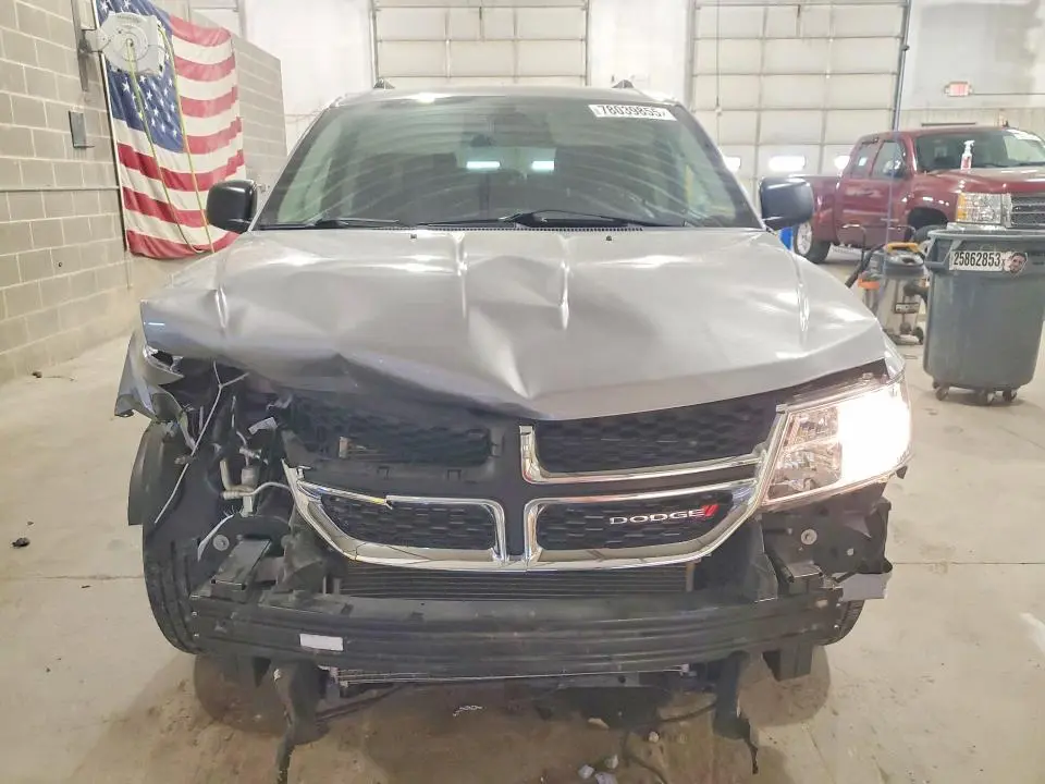 2019 DODGE JOURNEY SE  