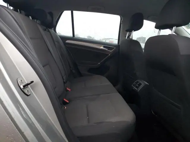 2016 VOLKSWAGEN GOLF S/SE  
