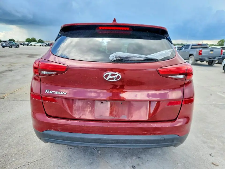 2019 HYUNDAI TUCSON SE  