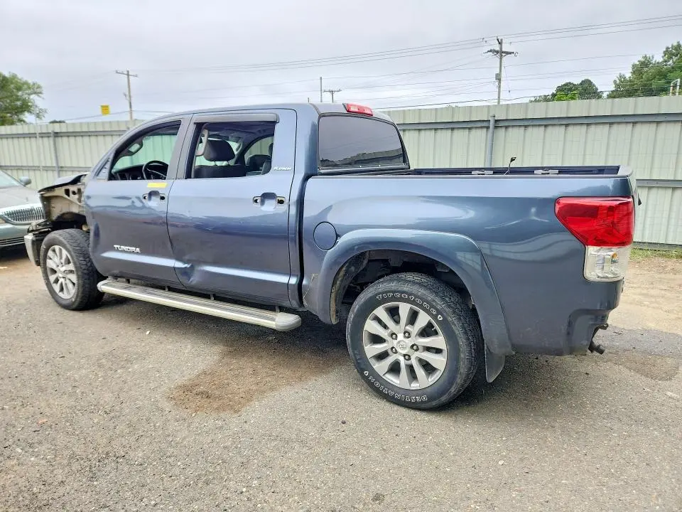 2010 TOYOTA TUNDRA CREWMAX LIMITED  