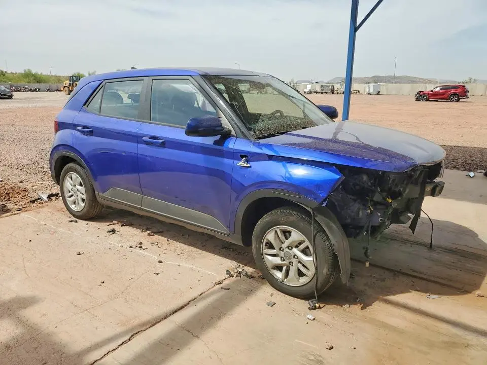2022 HYUNDAI VENUE SE  