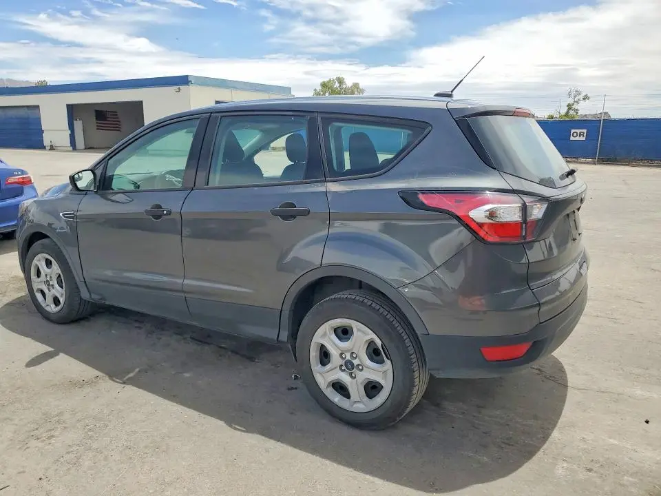 2018 FORD ESCAPE S  