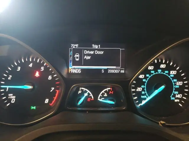2016 FORD ESCAPE SE  