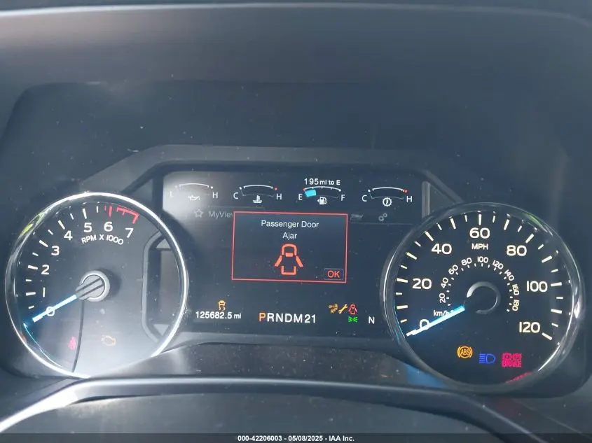 2016 FORD F-150 PLATINUM