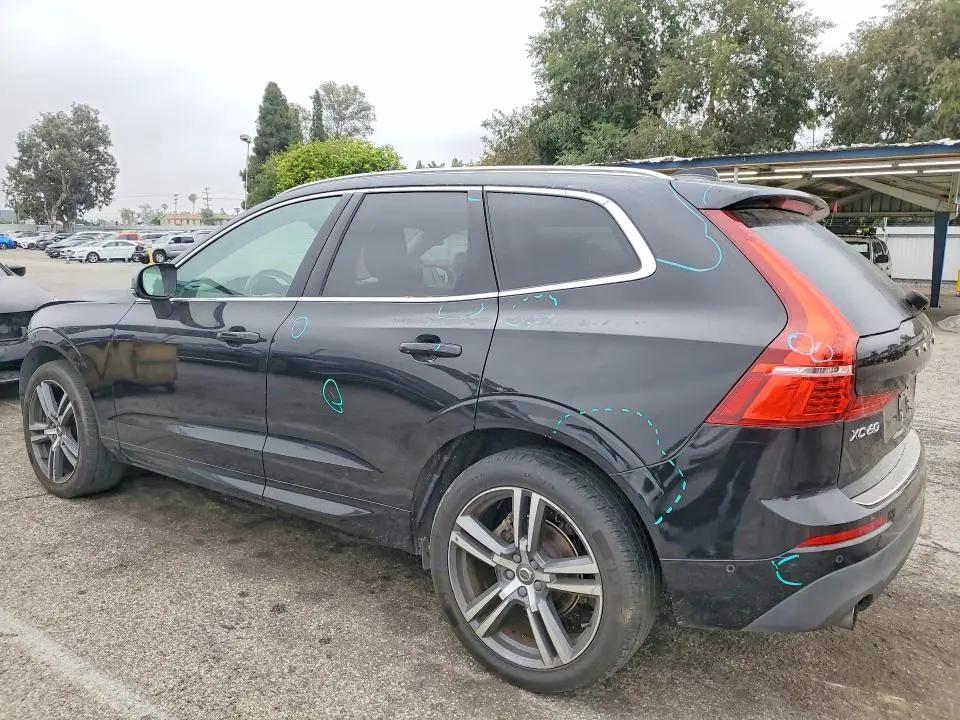 2019 VOLVO XC60 T5 MOMENTUM  