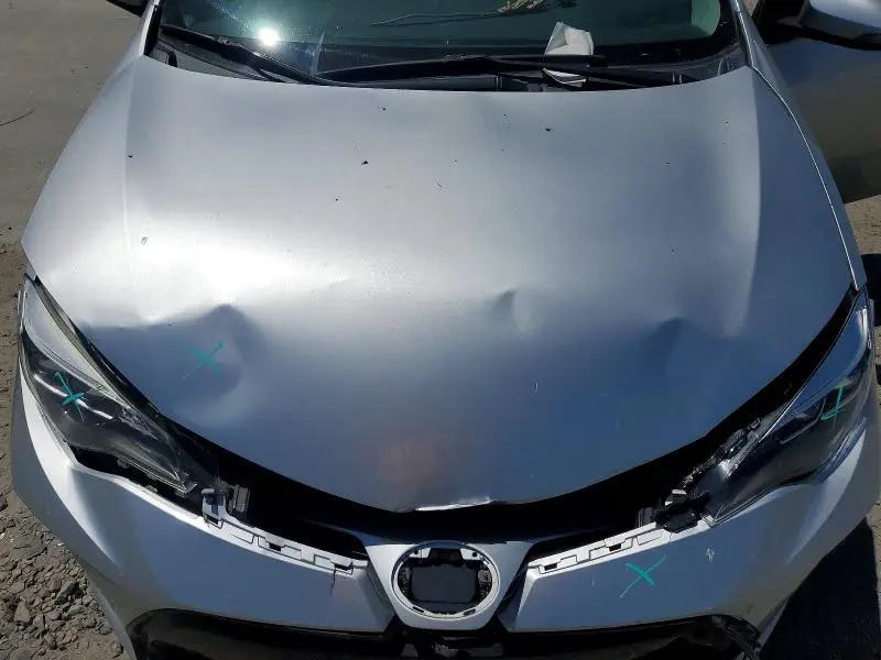 2017 TOYOTA COROLLA SE  