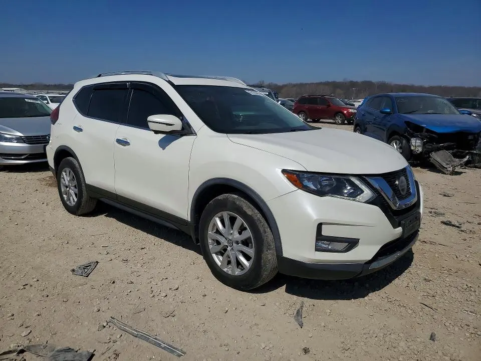 2018 NISSAN ROGUE SV  