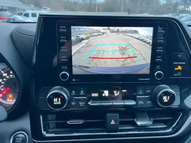 2021 TOYOTA HIGHLANDER L  