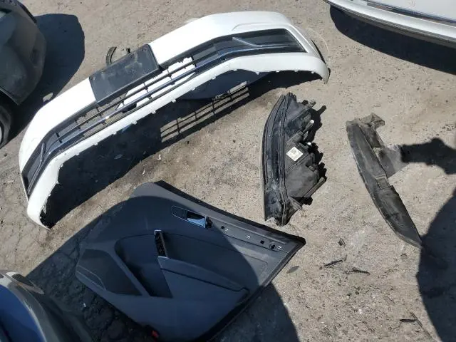2018 VOLKSWAGEN PASSAT SE