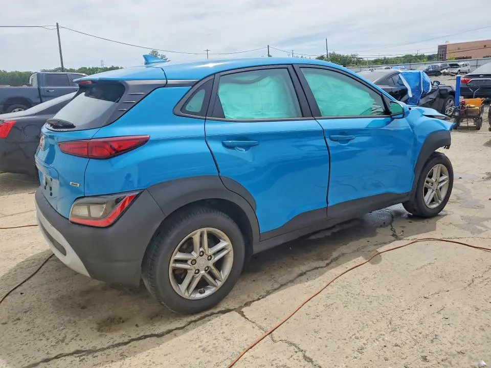 2022 HYUNDAI KONA SE  