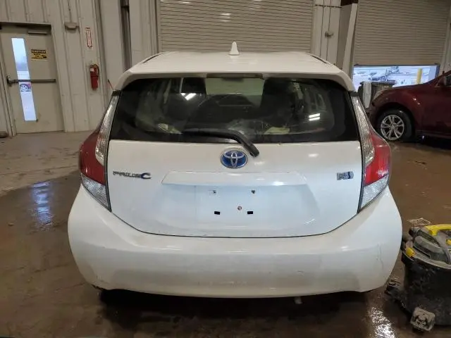 2016 TOYOTA PRIUS C   