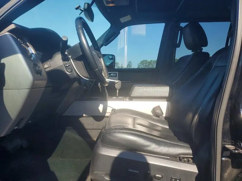 2017 FORD EXPEDITION XLT  