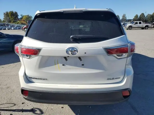 2016 TOYOTA HIGHLANDER XLE  